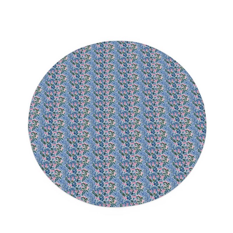 Hedgerow Whispers — Botanical Cotton-Linen Tablecloth