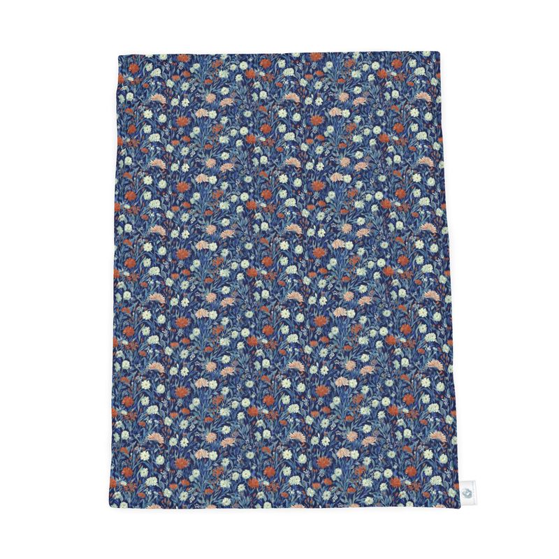 Fleece-Lined Throw — Bloom & Breeze