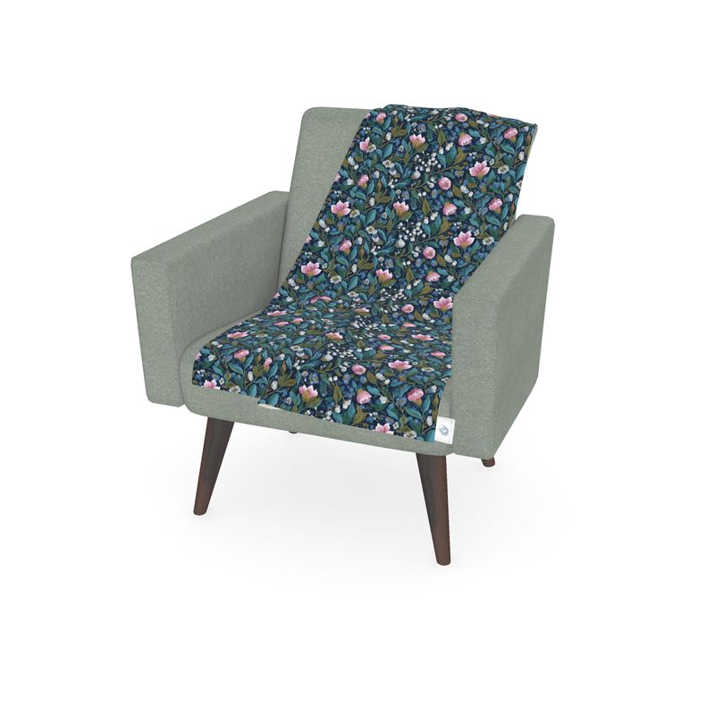 Fleece-Lined Throw — Veiled Garden