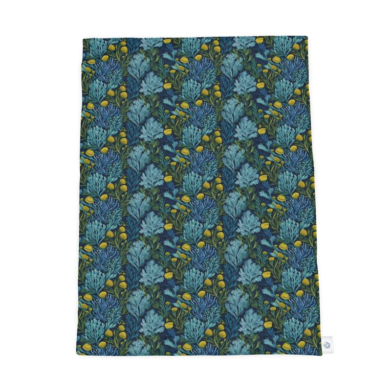 Fleece-Lined Throw — Amongst The Kelp Forest
