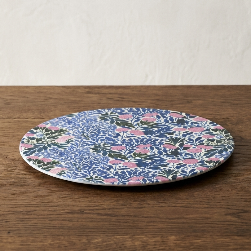 Hedgerow Whispers – Round Stonemax Serving Board